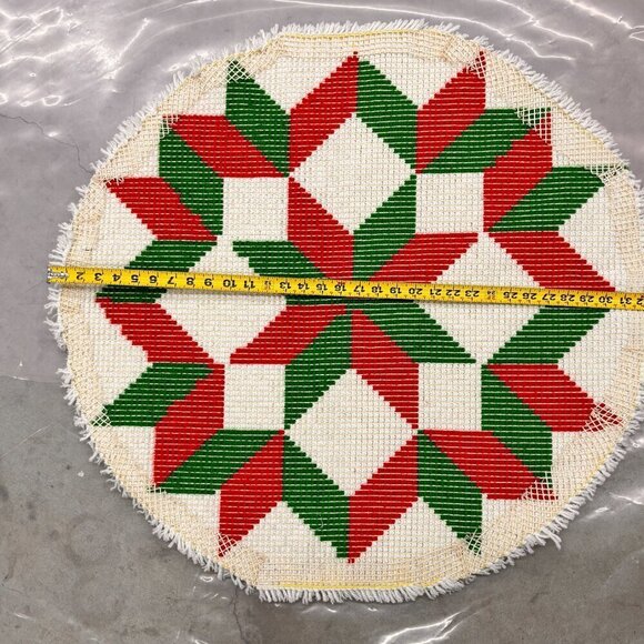 Geometric Star Tree Skirt Latch Hook Rug VTG Hook Yarn Rug Tree Skirt - Picture 11 of 11
